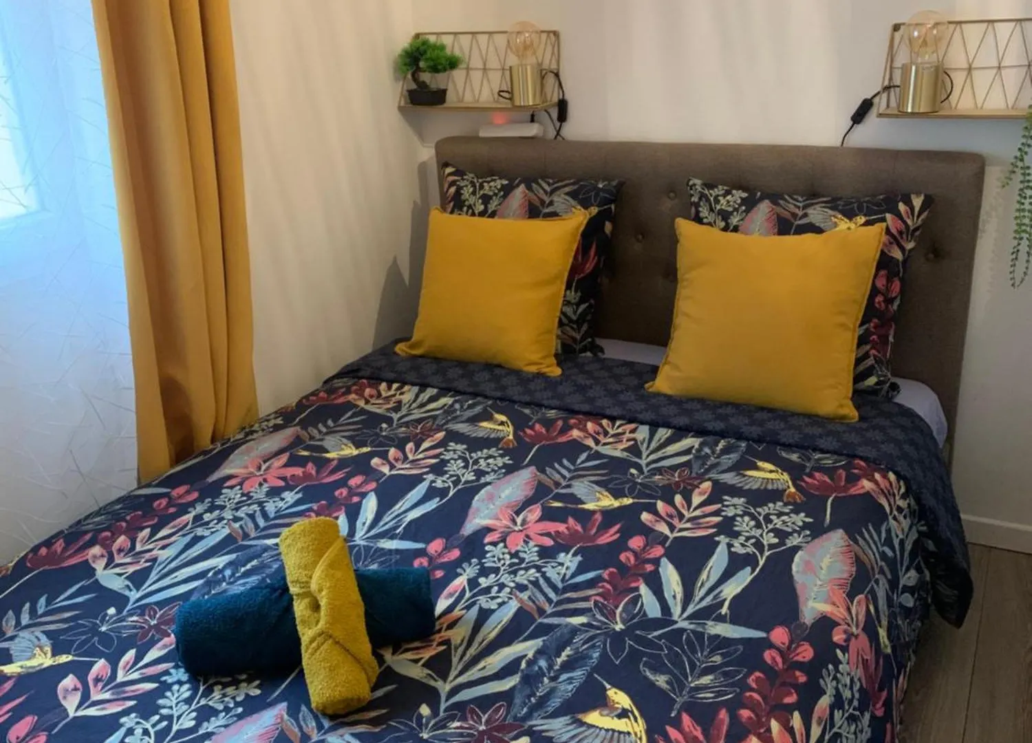 Paris Jolie Studio Cosy location